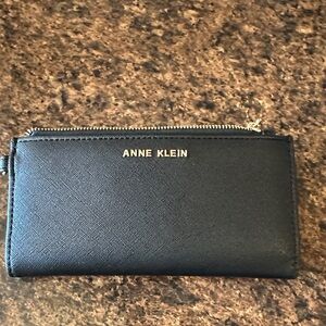 Anne Klein Women's Wallet/Wristlet